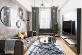Smart Modern Living in Iconic Building in a Prime Location